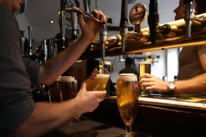 London Temporary Work Surges Amid Rising Unemployment Rates