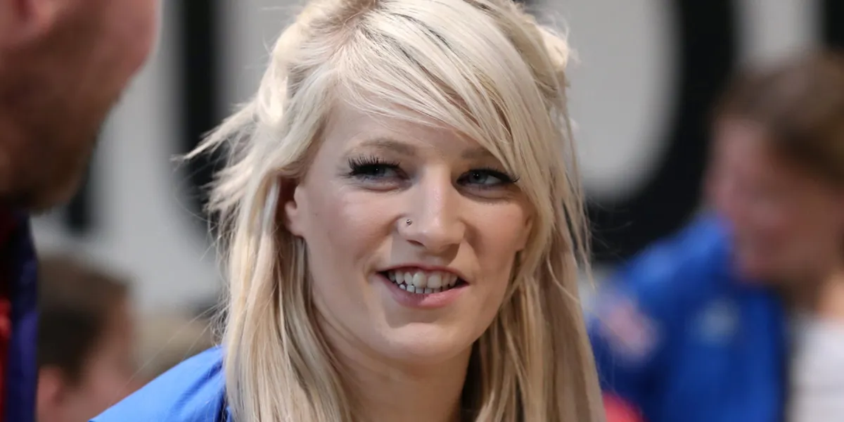 Ex-Team GB Skater Elise Christie Joins OnlyFans After Olympic Setbacks