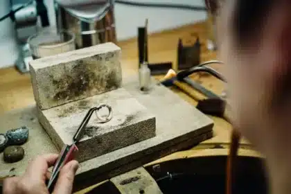 RING ETF Rated Hold: Gold Rally Needs Time to Build Cash Buffer