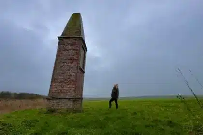 Yorkshire Wolds Meteorite: 1795 Wold Cottage Fall Site