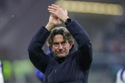 Frank Backs Solanke for England World Cup Spot, Wants to Retain Kolo Muani