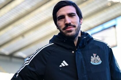Arsenal Targets Newcastle’s Sandro Tonali in Deadline Day Twist