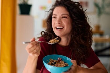 11am Banana Swap May Lower Cholesterol and Blood Pressure, Experts Suggest