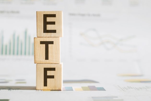 January Sees Record 5B ETF Inflows as Investors Rush In