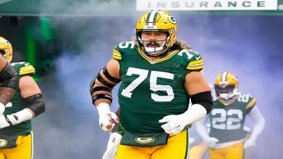 Packers Re-Sign Versatile OL Sean Rhyan to 3-Year, M Deal