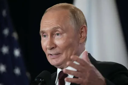 Putin Emerges as Key Winner from Iran Conflict Oil Surge