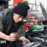 UK Economy Records Zero Growth in January Before Iran Conflict