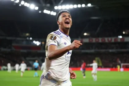 Emery Hails Watkins as ‘Fighter’ After Breaking Goal Drought