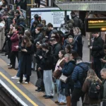 London Travel Disruptions: Elizabeth Line Suspended Maidenhead-Reading