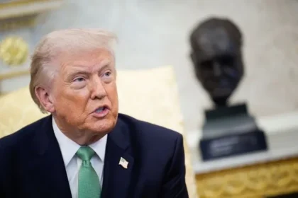 Trump Criticizes Starmer’s Iran Stance as Major Mistake in Oval Office