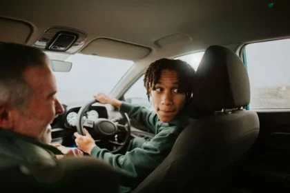 UK Government Rejects Lowering Driving Age to 16 for Road Safety