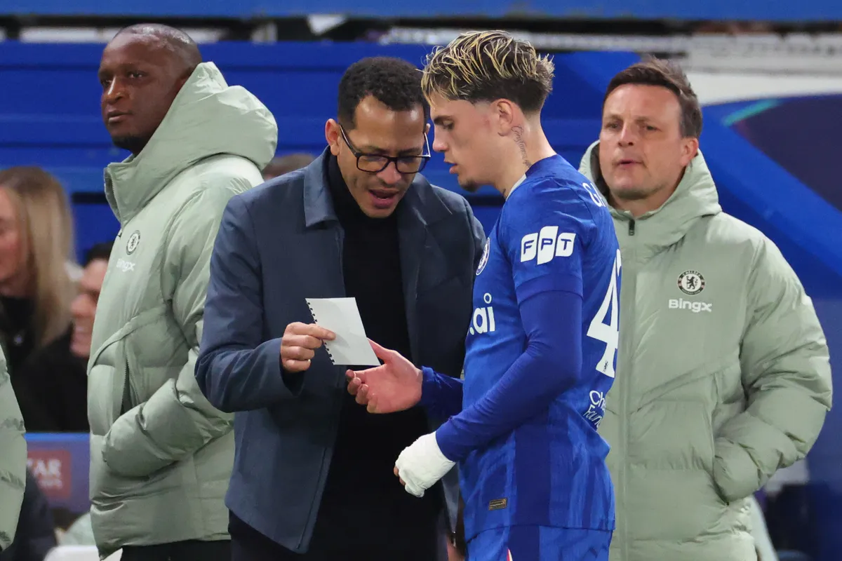 Leboeuf Slams Rosenior’s Note to Garnacho in Chelsea PSG Rout