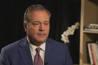 Kenney Suspects Separatists Deliberately Exposed His Personal Data