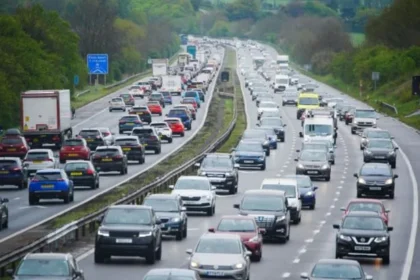 FCA Delays £829 Car Finance Payouts Amid Legal Battles