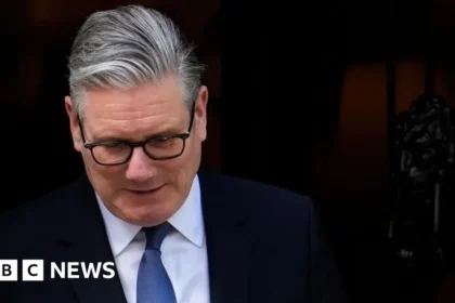 Starmer Faces First Labour MP Leadership Challenge Threat