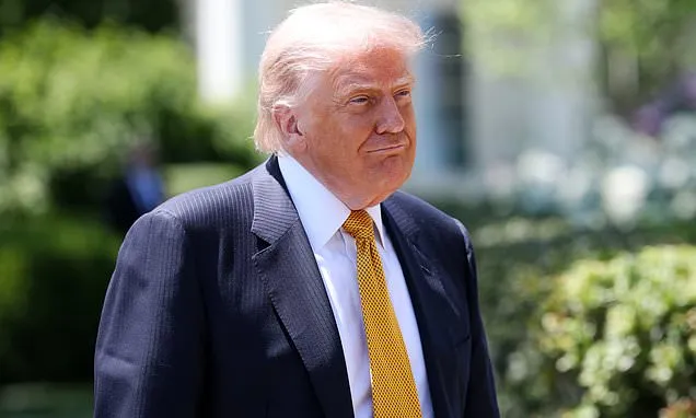 Trump Clashes with Reporters on Inflation Before China Summit