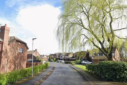 Liverpool Gangsters Disrupt Peaceful Banks Street with Drugs and Violence