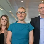 Greens Senator Prefers ‘Grandpersoning’ Over Grandfathering in Tax Debate