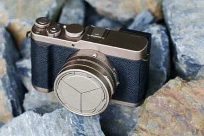 Panasonic Lumix L10 Preorders: Retailers, Prices, Gold Edition